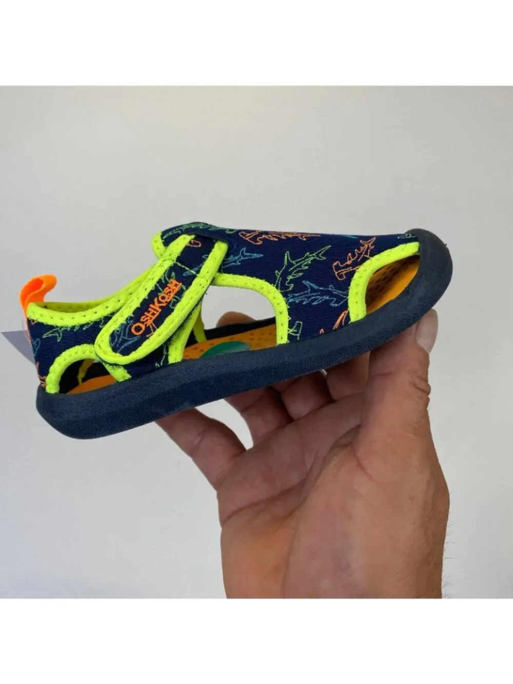 OshKosh Toddler Shark Theme Swim Beach Shoes 8M New w/ tags